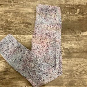 lulu lemon 7/8 size 6 multi colored pant